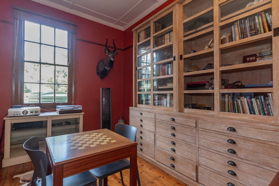 6 Bedroom Property for Sale in Newlands Western Cape